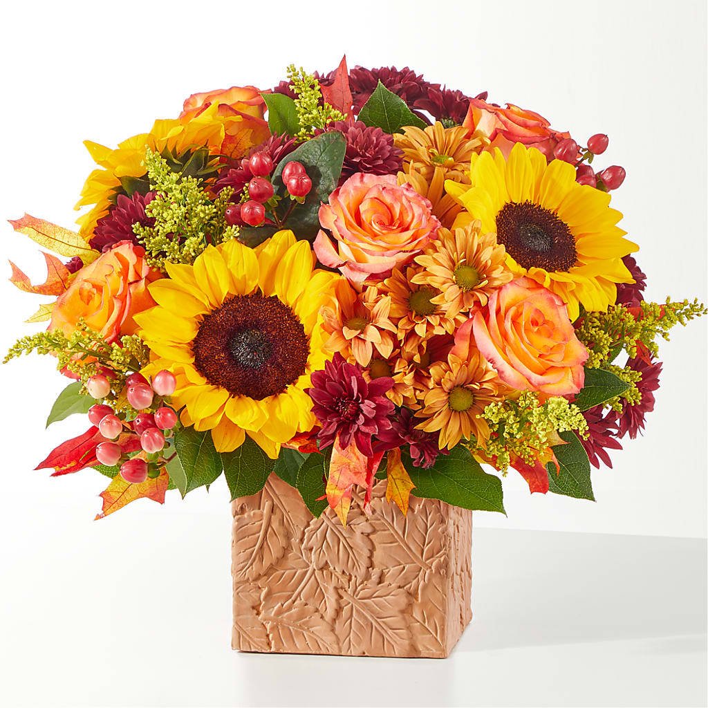 The Outdoors Bouquet – Flowers By Lorena, Chino CA