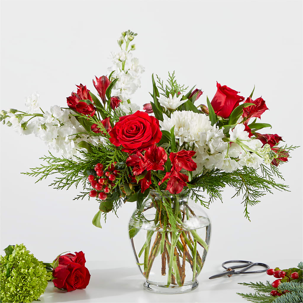 Merry Moment Bouquet – A Florist Original – Flowers By Lorena, Chino CA