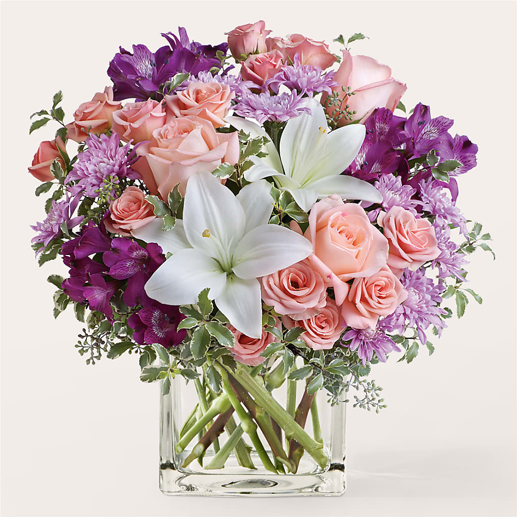 Mani Pedi Bouquet – Flowers By Lorena, Chino CA