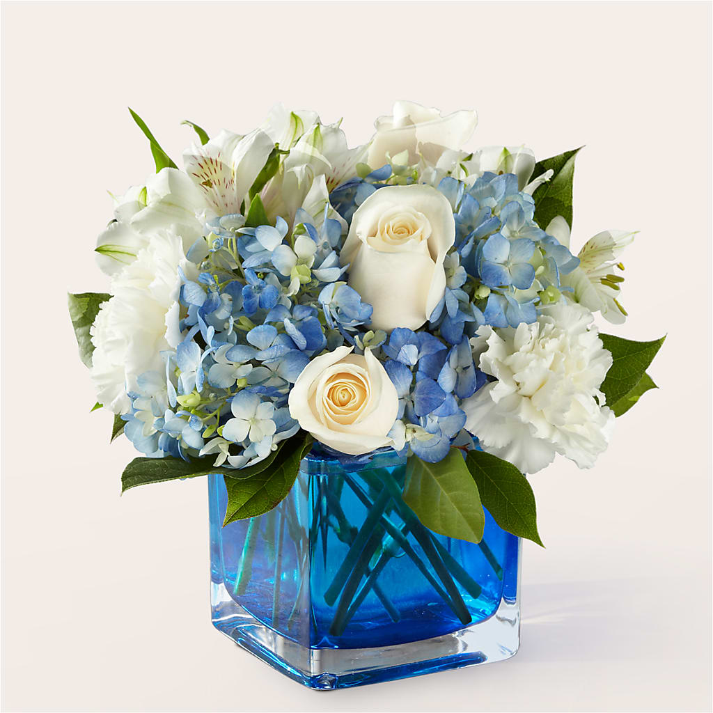 Soothing Waters Bouquet – Flowers By Lorena, Chino CA