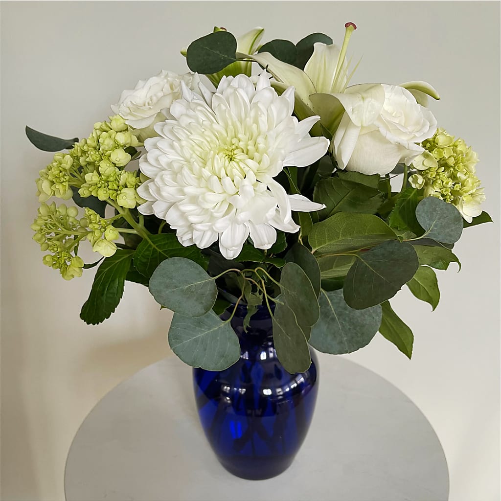 Snowy Dreams Bouquet – Flowers By Lorena, Chino CA