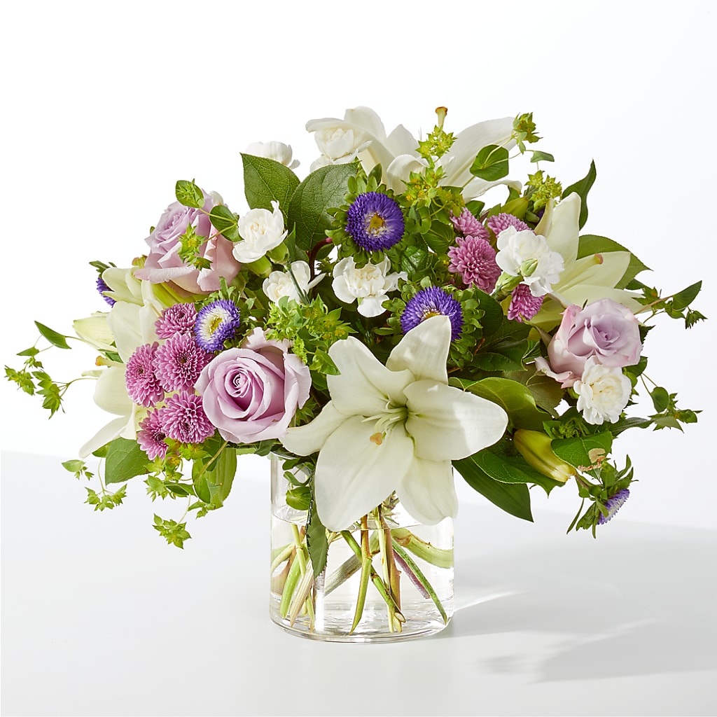 April Showers Bouquet – Flowers By Lorena, Chino CA