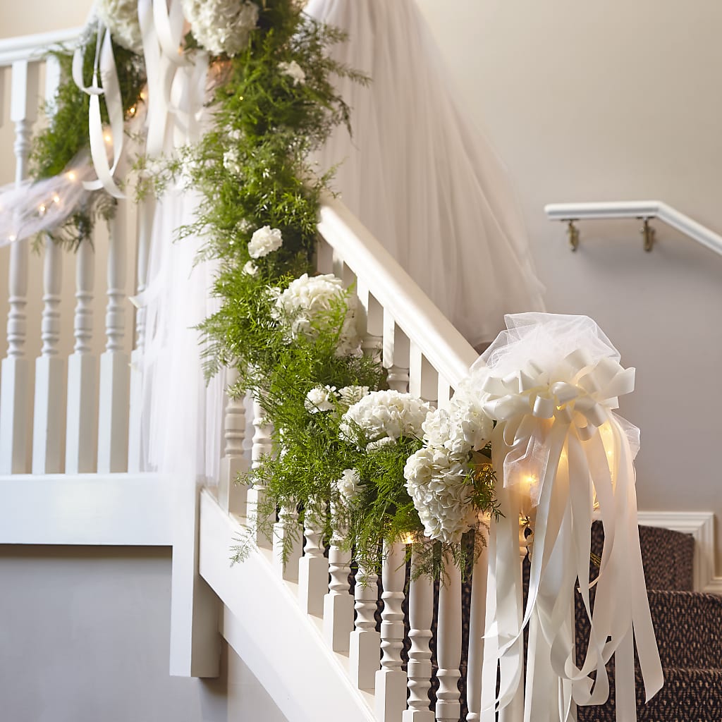 Champagne Dreams Garland – Flowers By Lorena, Chino CA