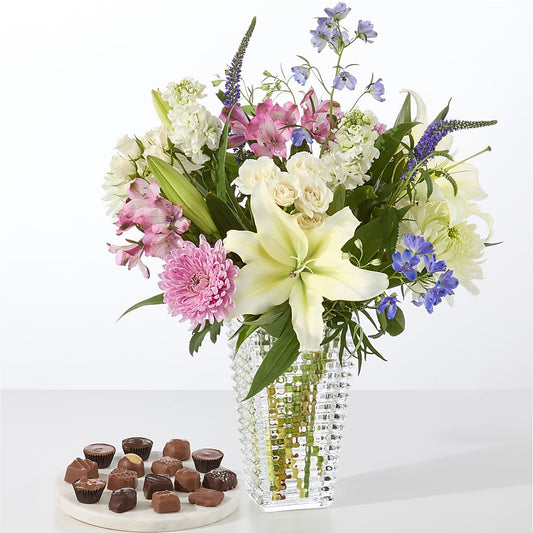 Winter Celebration Bouquet –  Flowers By Lorena, Chino CA