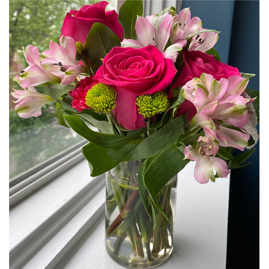 Sweet & Pretty Bouquet –  Flowers By Lorena, Chino CA