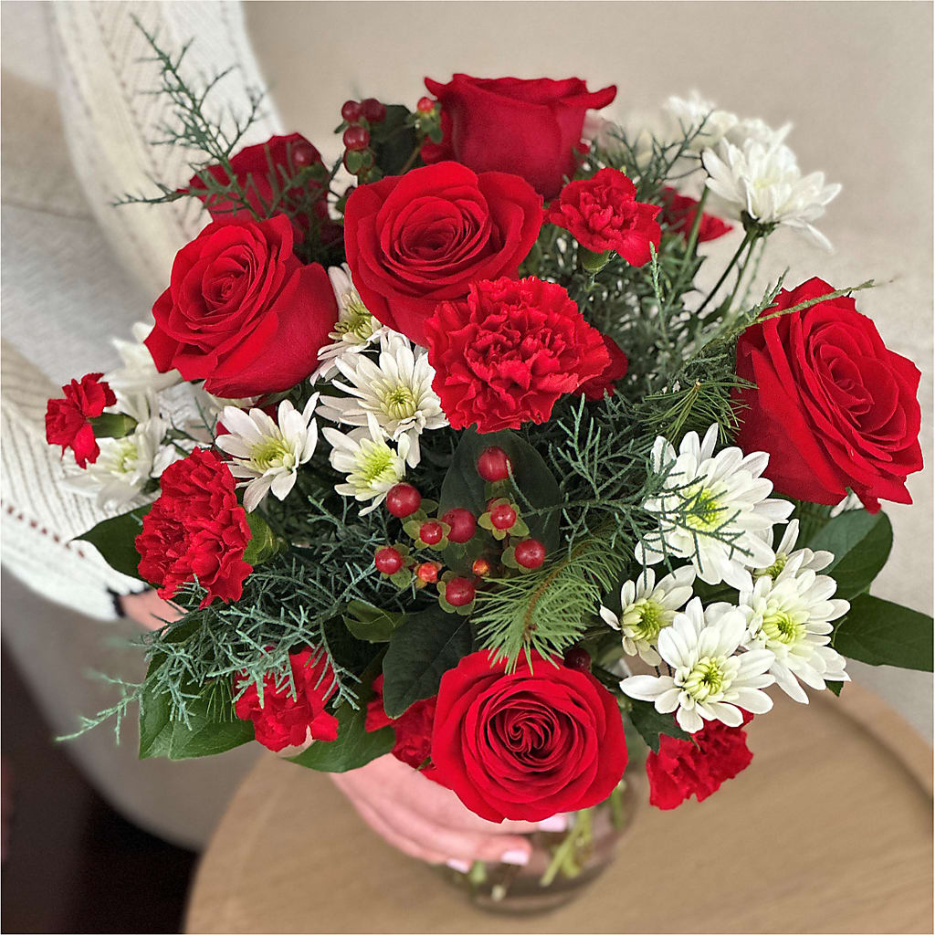 Seasonal Magic Bouquet –  Flowers By Lorena, Chino CA