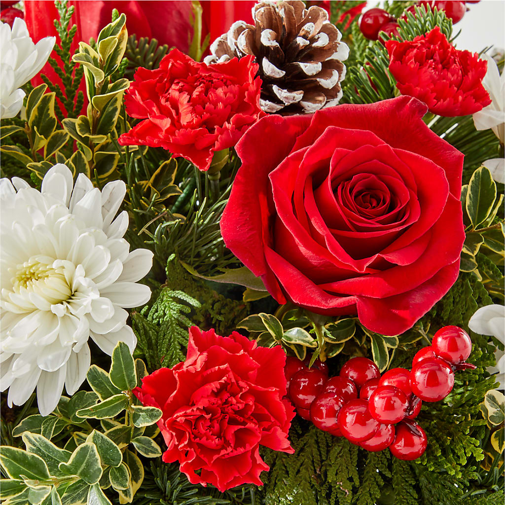 Holiday Soiree Centerpiece –  Flowers By Lorena, Chino CA