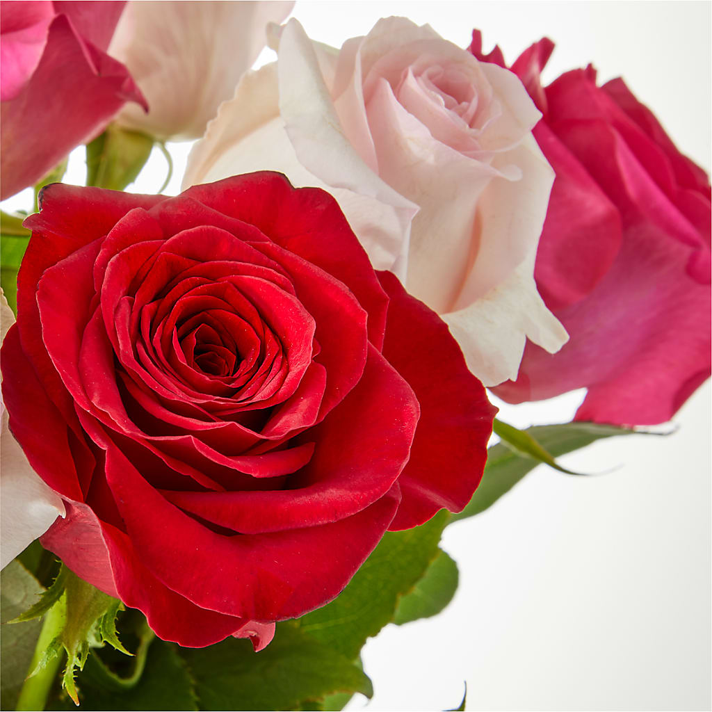 Charming Rose Bouquet –  Flowers By Lorena, Chino CA