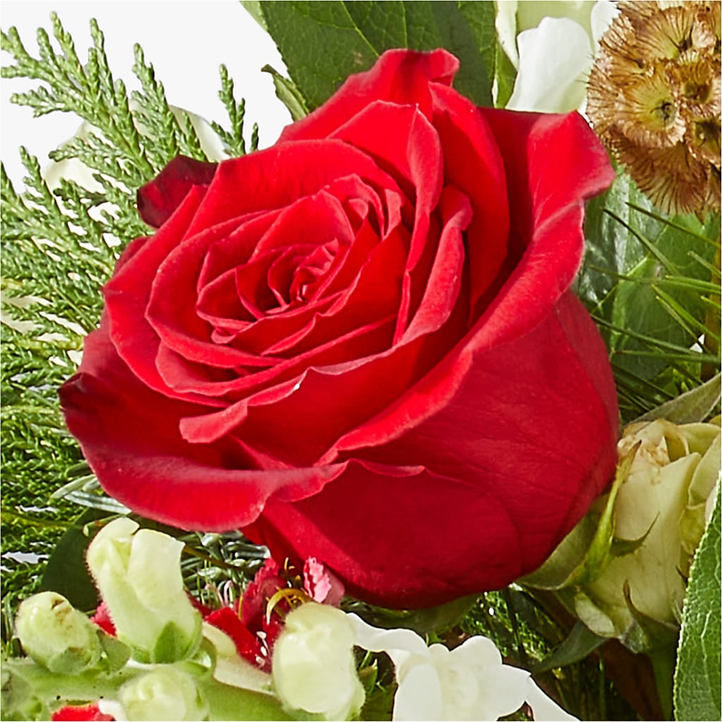 Deck the Halls Bouquet –  Flowers By Lorena, Chino CA