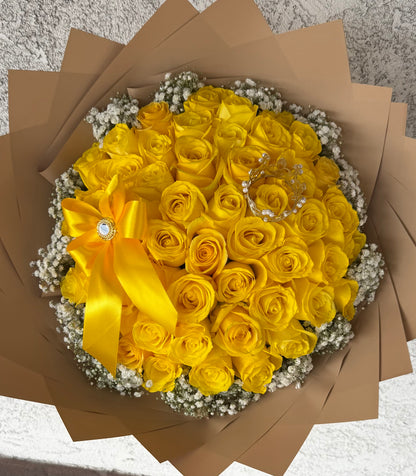 Suns Out Ramo –  Flowers By Lorena, Chino CA